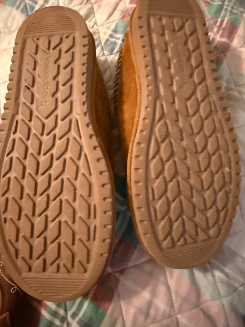 Koolaburra by UGG Women’s Chestnut Slippers – Size 6.5
